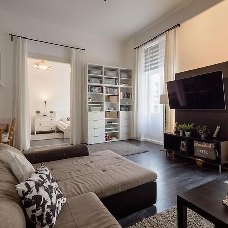 Spacious Apartment Almassy 布达佩斯 外观 照片