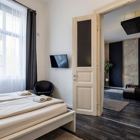 Spacious Apartment Almassy 布达佩斯 外观 照片