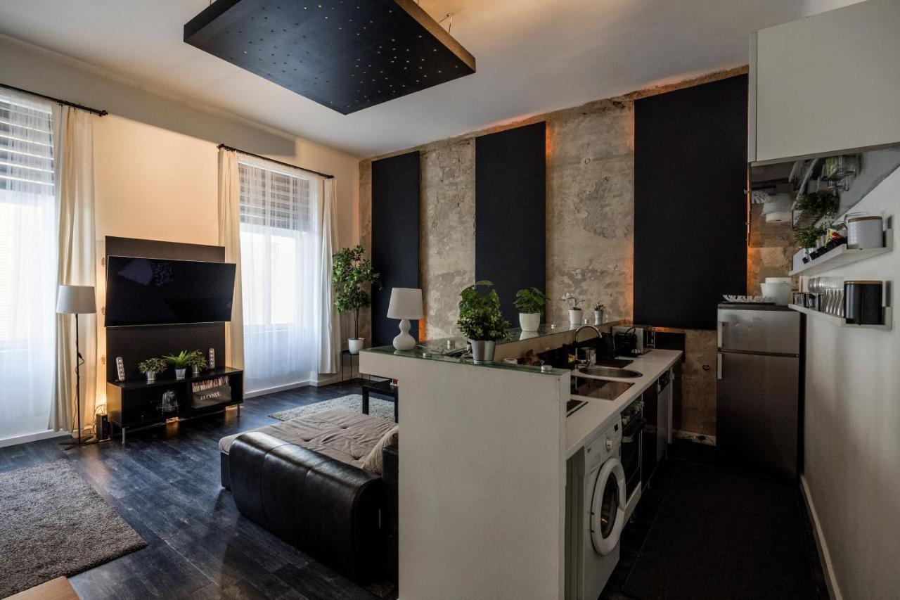 Spacious Apartment Almassy 布达佩斯 外观 照片
